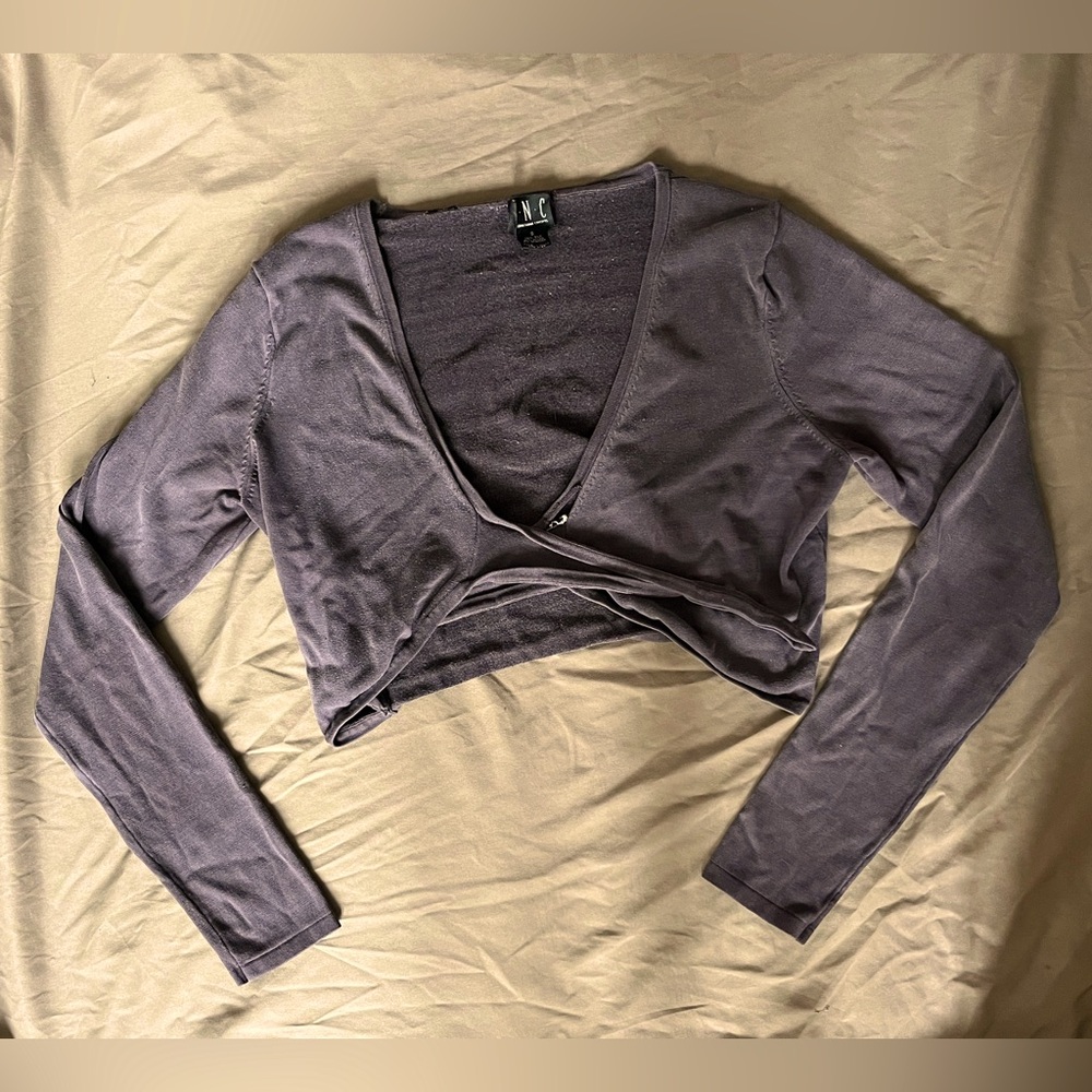cute women’s purple long sleeve tie crop top